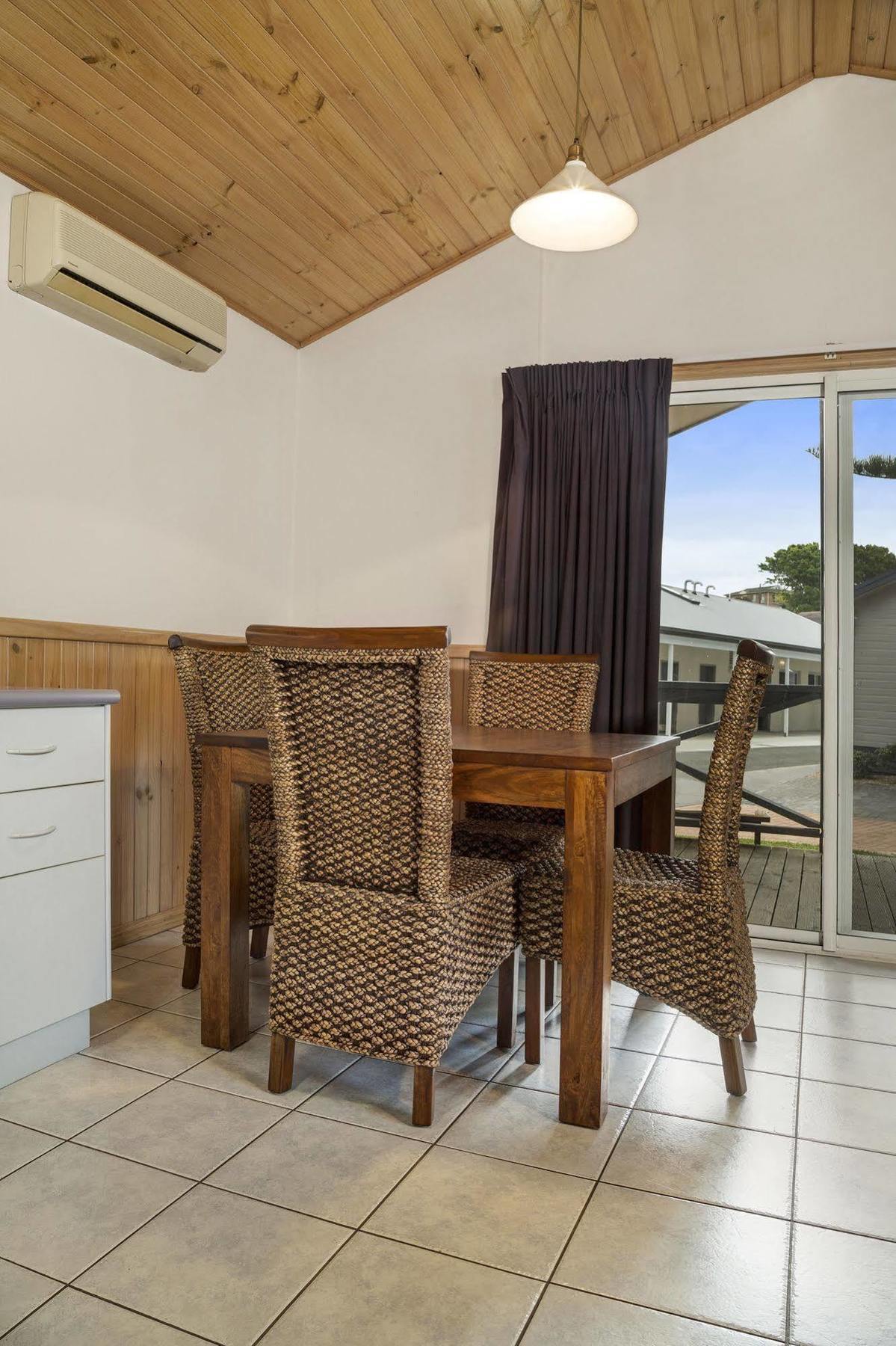 Kendalls Beach Holiday Park 키아마 외부 사진